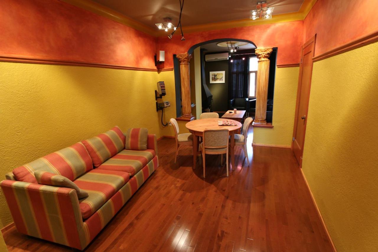 מונטריאול A La Carte Bed & Breakfast מראה חיצוני תמונה
